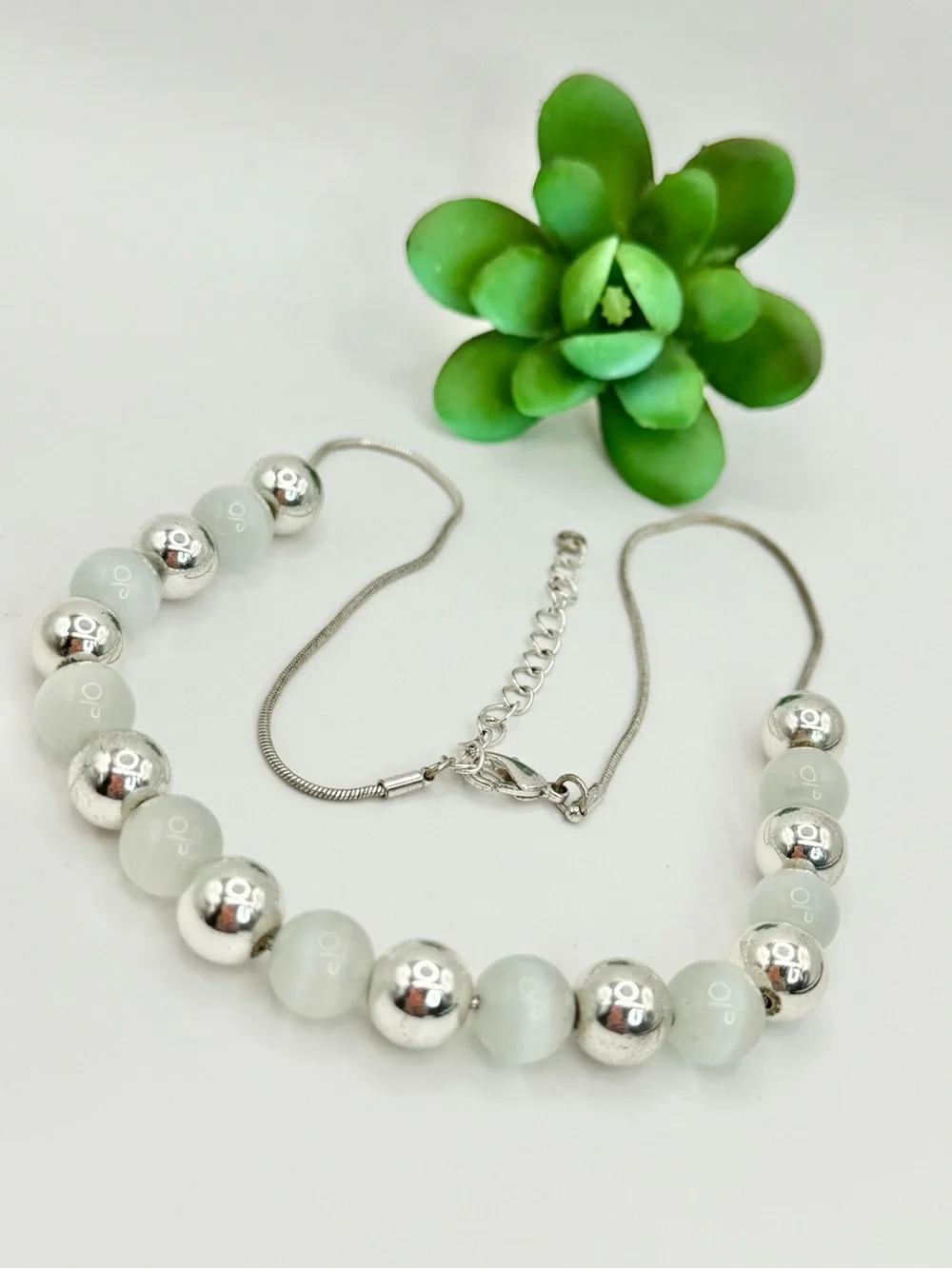 Classic White Cat Eye Necklace with Silver Beads